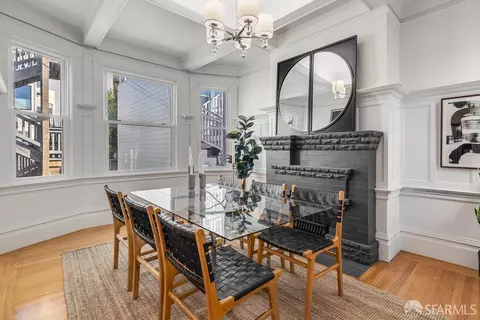 Dining - 813 Union St, San Francisco, CA 94133 photo 1 of 5