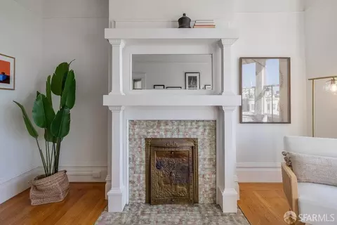 Living - 813 Union St, San Francisco, CA 94133 photo 4 of 5