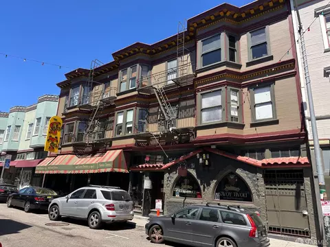 Exterior - 813 Union St, San Francisco, CA 94133 photo 6 of 6