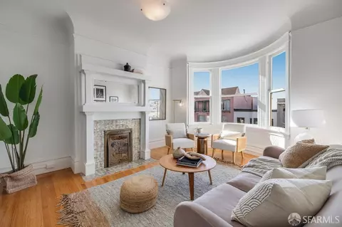 Living - 813 Union St, San Francisco, CA 94133 photo 1 of 5