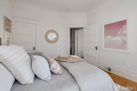Bedroom - 813 Union St, San Francisco, CA 94133 photo 2 of 8