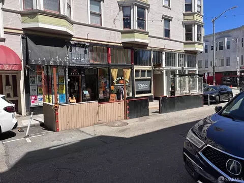 Exterior - 813 Union St, San Francisco, CA 94133 photo 5 of 6