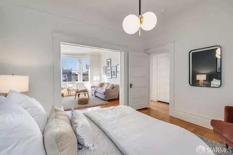 Bedroom - 813 Union St, San Francisco, CA 94133 photo 6 of 8