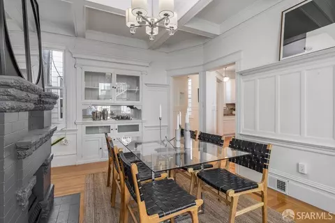 Dining - 813 Union St, San Francisco, CA 94133 photo 2 of 5