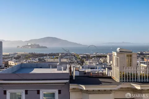 View/Area - 813 Union St, San Francisco, CA 94133 photo 1 of 6