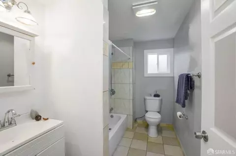 Bath - 125 7th St, Richmond, CA 94801 photo 2 of 2