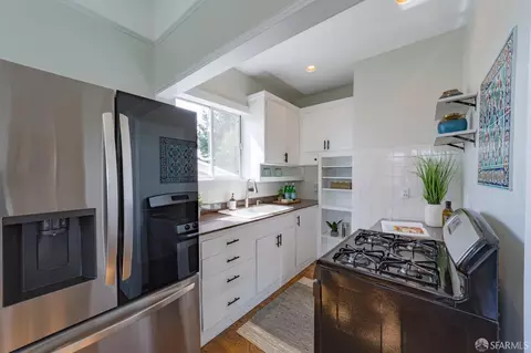 Kitchen - 276 Bemis St, San Francisco, CA 94131 photo 1 of 3