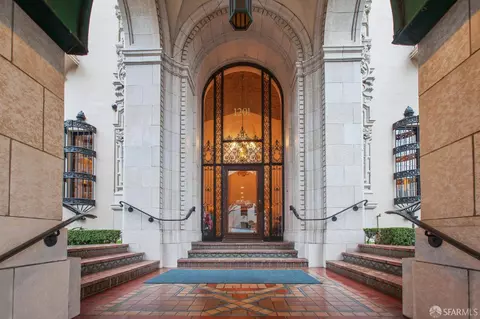 1201 California St #205, San Francisco, CA 94109