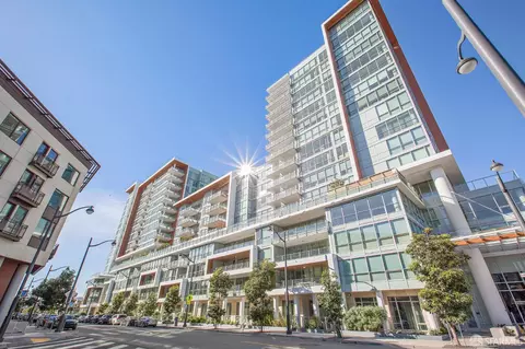 718 Long Bridge St #1002, San Francisco, CA 94158