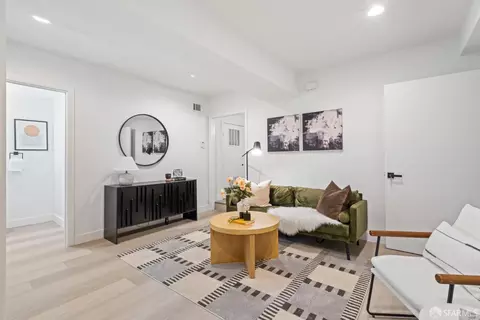 Living - 646 Paris St, San Francisco, CA 94112 photo 3 of 3