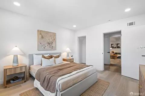 Bedroom - 646 Paris St, San Francisco, CA 94112 photo 8 of 8