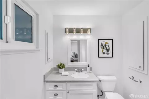 Bath - 2083 Seacliff Dr, Milpitas, CA 95035 photo 4 of 5