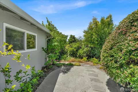 Exterior - 2083 Seacliff Dr, Milpitas, CA 95035 photo 11 of 14