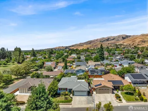 View/Area - 2083 Seacliff Dr, Milpitas, CA 95035 photo 3 of 8
