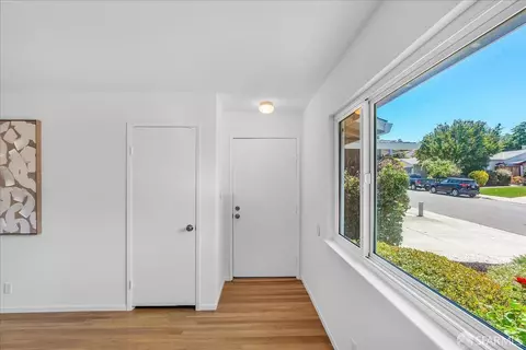 Entry Way - 2083 Seacliff Dr, Milpitas, CA 95035 photo 1 of 2