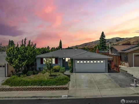 Exterior - 2083 Seacliff Dr, Milpitas, CA 95035 photo 2 of 14