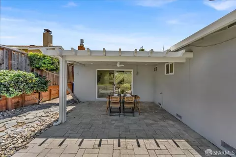 Exterior - 2083 Seacliff Dr, Milpitas, CA 95035 photo 12 of 14