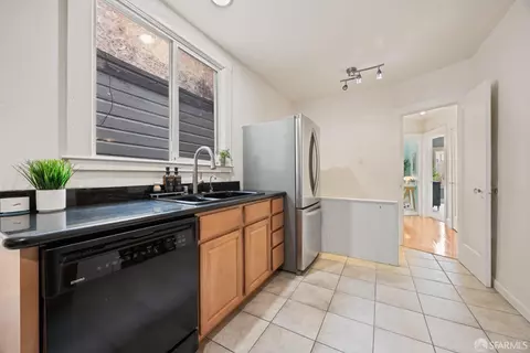 2211 19th Ave, San Francisco, CA 94116 photo 16