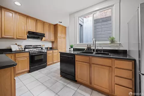 2211 19th Ave, San Francisco, CA 94116 photo 12