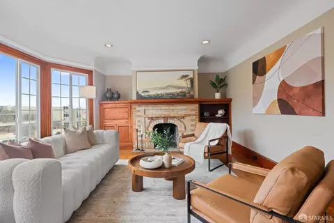 2211 19th Ave, San Francisco, CA 94116 photo 2