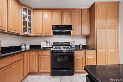 2211 19th Ave, San Francisco, CA 94116 photo 14