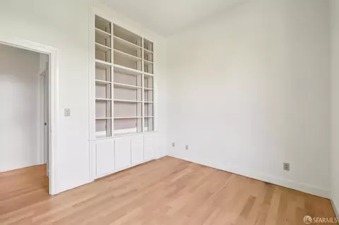 Bedroom - 1695 Sutter St, San Francisco, CA 94109 photo 2 of 9