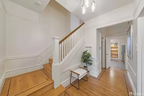 Entry Way - 44 Maynard St, San Francisco, CA 94112 photo 2 of 7