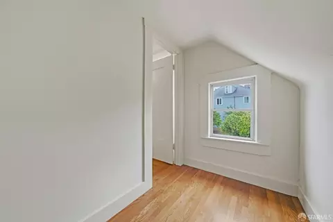 Bedroom - 44 Maynard St, San Francisco, CA 94112 photo 6 of 6