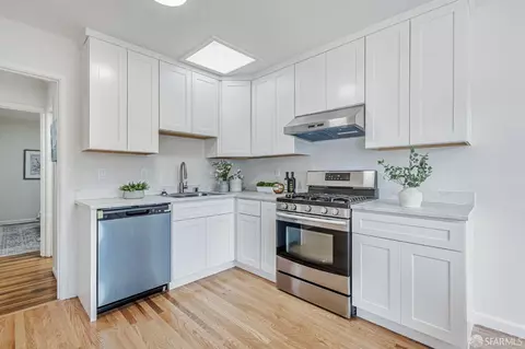 Kitchen - 1567 44th Ave, San Francisco, CA 94122 photo 2 of 5