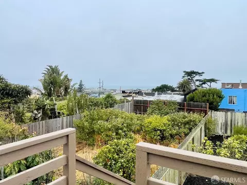View/Area - 1567 44th Ave, San Francisco, CA 94122 photo 3 of 6