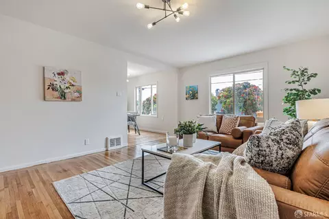 Living - 1567 44th Ave, San Francisco, CA 94122 photo 2 of 3