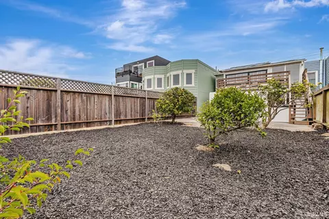 Exterior - 1567 44th Ave, San Francisco, CA 94122 photo 6 of 9