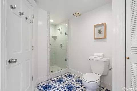 Bath - 2930 Baker St, San Francisco, CA 94123 photo 5 of 6