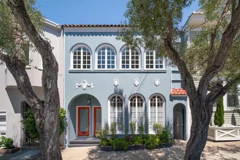 Exterior - 2930 Baker St, San Francisco, CA 94123 photo 6 of 14