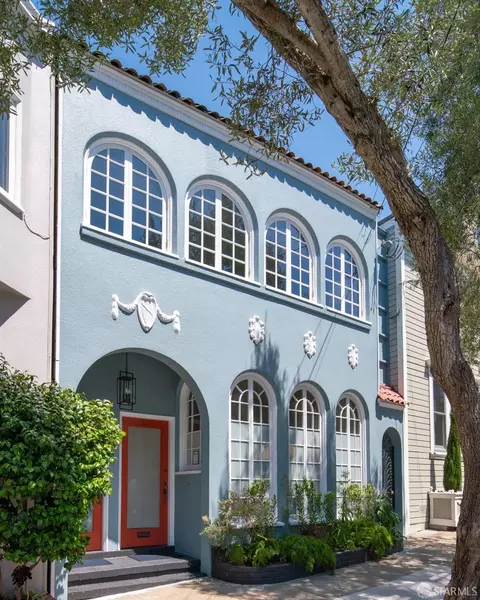 Exterior - 2930 Baker St, San Francisco, CA 94123 photo 8 of 14