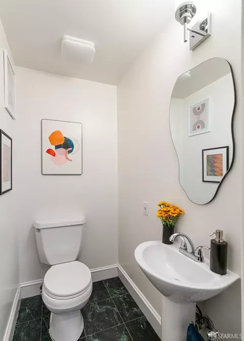 Bath - 2930 Baker St, San Francisco, CA 94123 photo 6 of 6