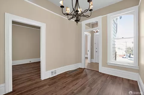 2027 Quesada Ave, San Francisco, CA 94124 photo 2