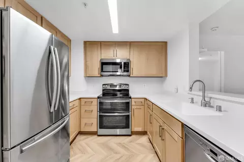 Kitchen - 555 10th St #102, Oakland, CA 94607 photo 2 of 3