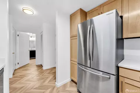 Entry Way - 555 10th St #102, Oakland, CA 94607 photo 1 of 4