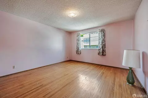 Bedroom - 245 Campbell Ave, San Francisco, CA 94134 photo 3 of 3