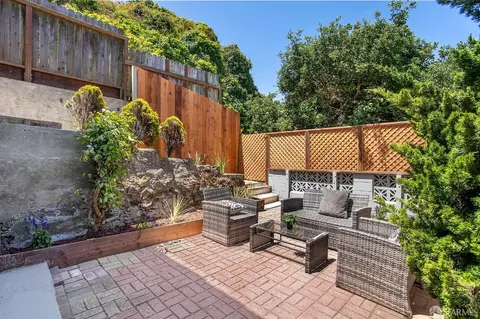 Exterior - 22 Pasadena St, San Francisco, CA 94134 photo 4 of 6