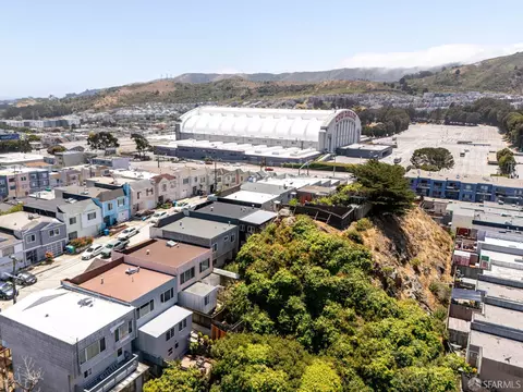 View/Area - 22 Pasadena St, San Francisco, CA 94134 photo 5 of 12