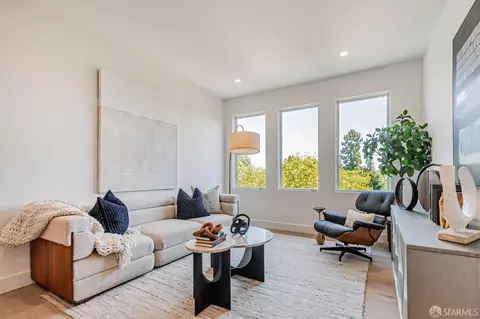 425 First St #36, Los Altos, CA 94022