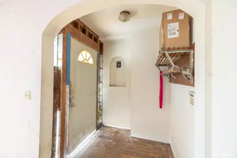 Entry Way - 3142 Keith Ave, Castro Valley, CA 94546 photo 1 of 4