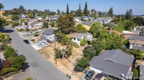 View/Area - 3142 Keith Ave, Castro Valley, CA 94546 photo 3 of 18