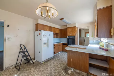 Kitchen - 3142 Keith Ave, Castro Valley, CA 94546 photo 2 of 5