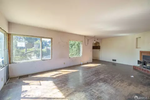 Living - 3142 Keith Ave, Castro Valley, CA 94546 photo 2 of 6