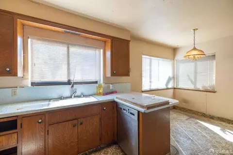 Kitchen - 3142 Keith Ave, Castro Valley, CA 94546 photo 5 of 5