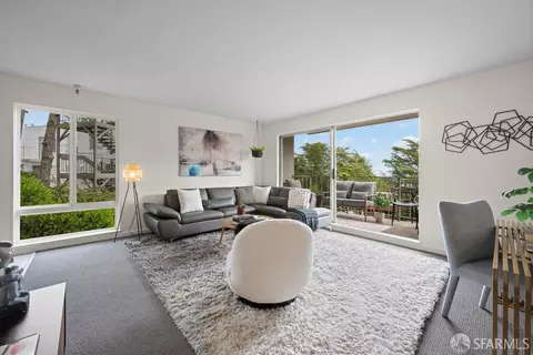 160 Gardenside Dr #101, San Francisco, CA 94131