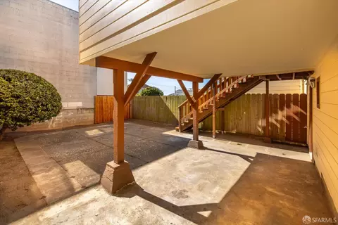 Exterior - 107 Venus St, San Francisco, CA 94124 photo 6 of 9